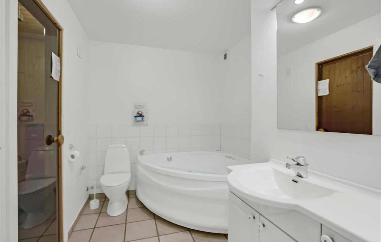 3 Bedroom Beautiful Home In Aabenraa Bagian luar foto